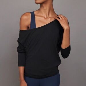 Carbon38 Black tee